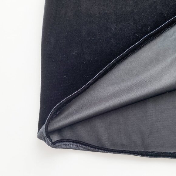 Gap Velvet V-Neck ZEN Top - Picture 8 of 9